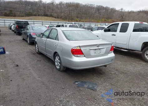 2005 Toyota Camry Xle из США, поврежденный, VIN 4T1BE30K95U050484